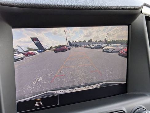 Used 2022 GMC Terrain SLT w/ Infotainment Package II FWD image 23
