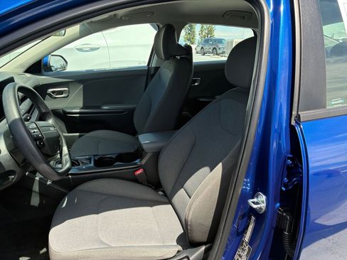 Used 2025 Kia K4 LXS FWD image 25