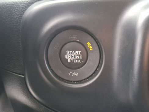Used 2019 Jeep Wrangler Unlimited Sport S AWD/4WD image 27