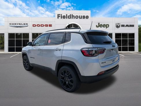 New 2026 Jeep Compass Latitude AWD/4WD image 9
