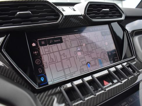 Used 2024 Lamborghini Urus S AWD/4WD image 24