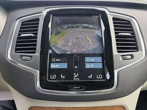 Used 2022 Volvo XC90 T6 Momentum w/ Protection Package Premier AWD/4WD image 20