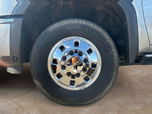 Used 2024 GMC Sierra 3500 Denali Ultimate image 30