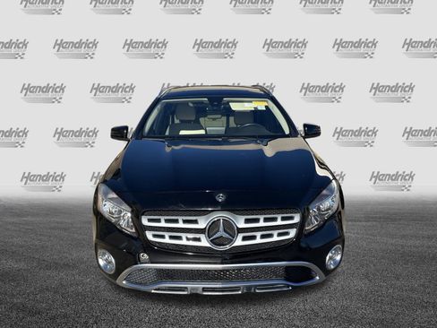 Used 2019 Mercedes-Benz GLA 250 4MATIC image 3