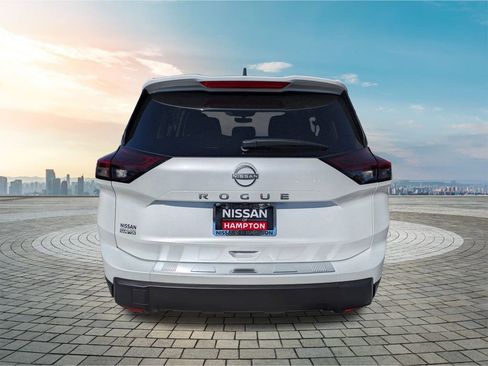 New 2026 Nissan Rogue SV w/ Cold Weather Package image 5