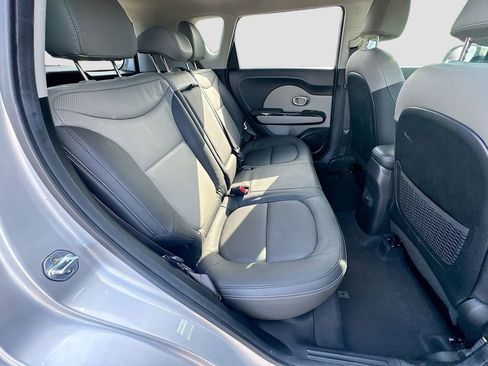 Used 2018 Kia Soul + w/ + Primo LIT Package FWD image 35
