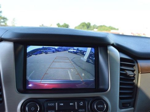 Used 2019 GMC Yukon Denali w/ Denali Ultimate Package image 18