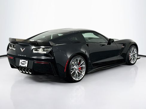 Used 2018 Chevrolet Corvette Z06 RWD image 15