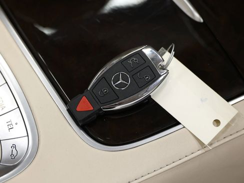 Used 2017 Mercedes-Benz S 550 Cabriolet image 5