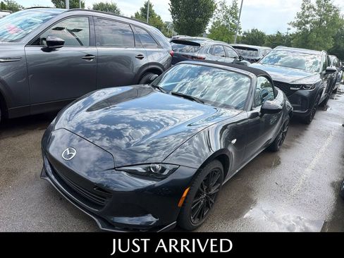 Used 2024 MAZDA MX-5 Miata Club RWD image 1