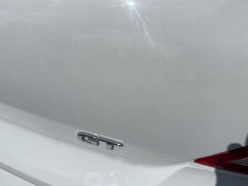 Used 2009 Pontiac G6 GT w/ Sport Package 1 image 7