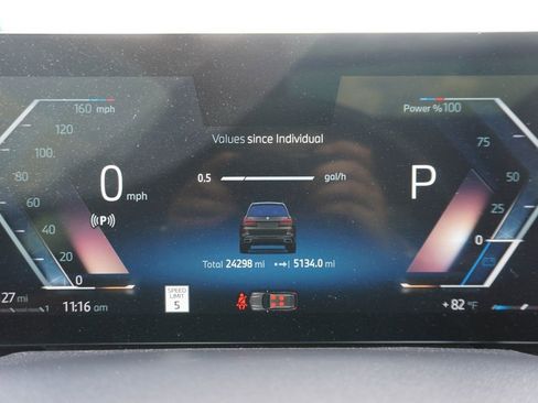 Used 2025 BMW X7 xDrive40i w/ M Sport Package image 11