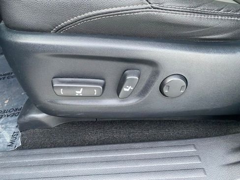 Used 2016 Toyota 4Runner SR5 Premium image 19