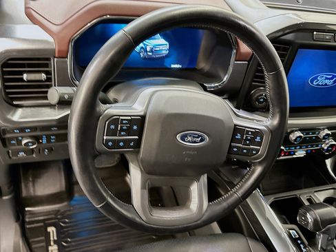 Used 2022 Ford F150 Lariat AWD/4WD image 18