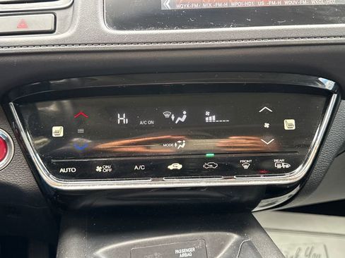 Used 2018 Honda HR-V EX-L image 22
