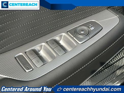 Used 2025 Hyundai Palisade Calligraphy image 15