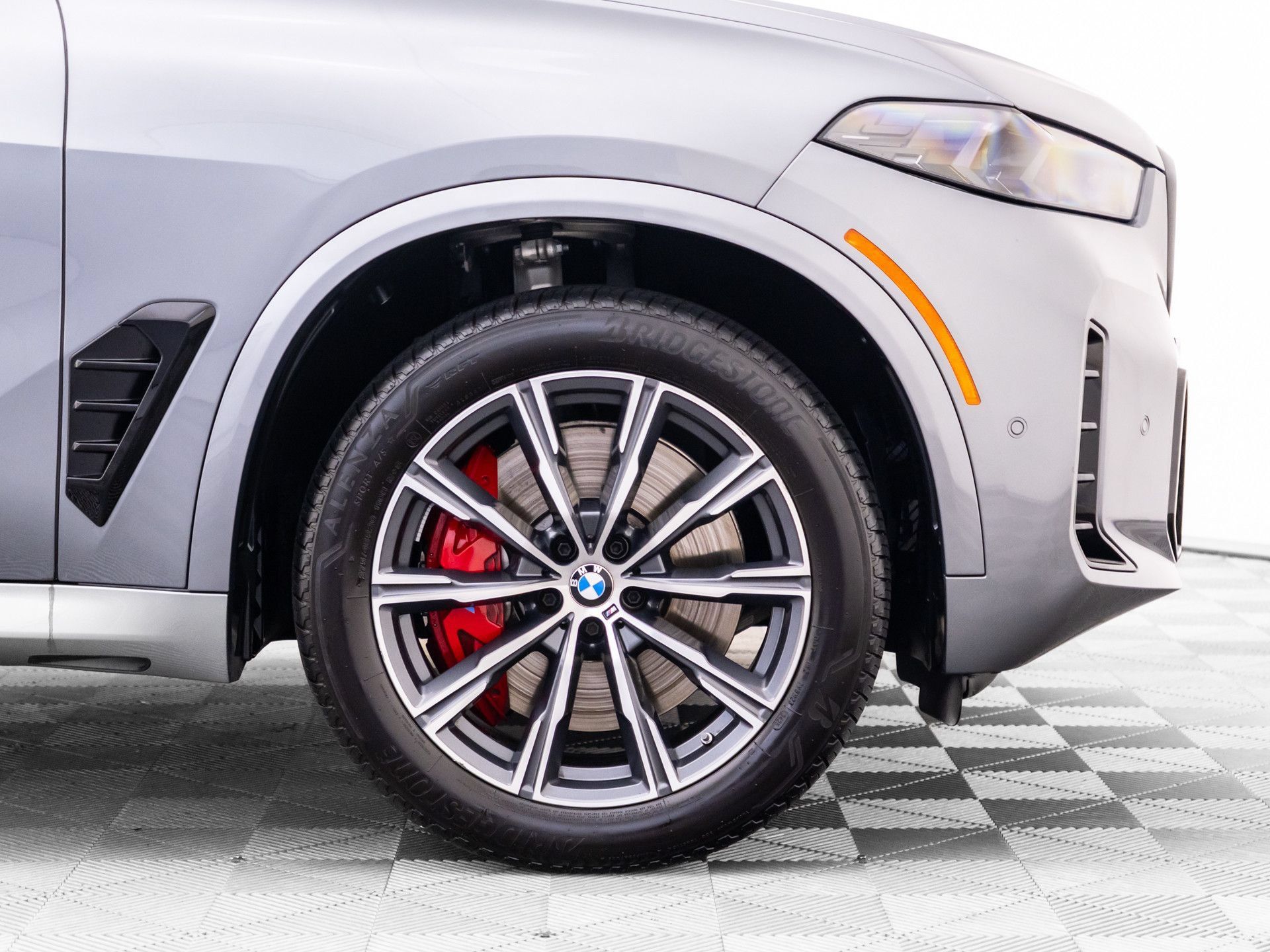 Certified 2026 BMW X5 M60i AWD/4WD image 39