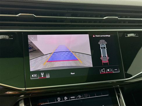 Used 2021 Audi Q8 Premium Plus image 15