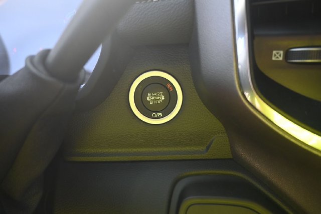 New 2026 RAM 3500 Laramie AWD/4WD image 15