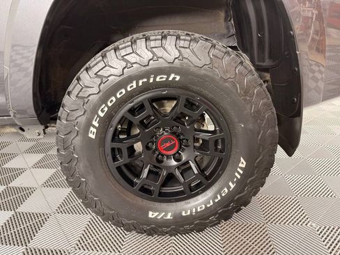 Used 2022 Toyota 4Runner TRD Pro AWD/4WD image 15
