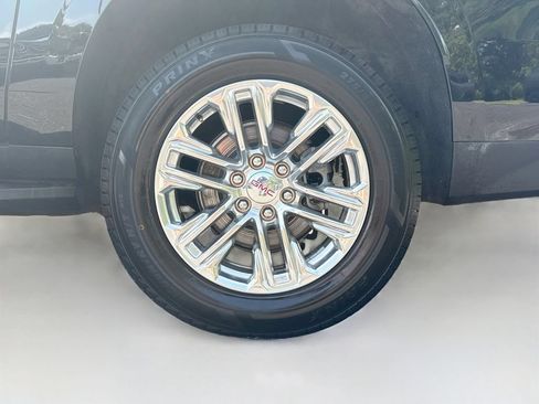 Used 2023 GMC Yukon XL SLT w/ SLT Luxury Package AWD/4WD image 37