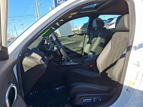 Certified 2025 Acura Integra A-Spec image 13