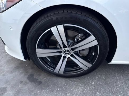 Used 2025 Mercedes-Benz C 300 4MATIC Sedan image 26