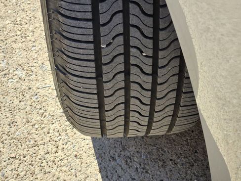 Used 2023 Toyota Corolla LE image 11