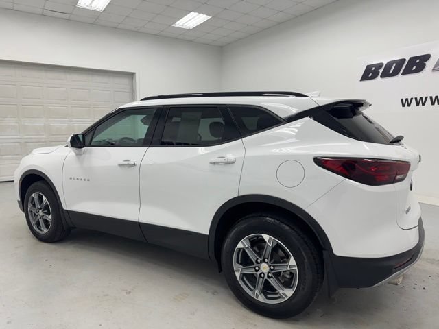Used 2024 Chevrolet Blazer LT w/ Convenience Package FWD image 7