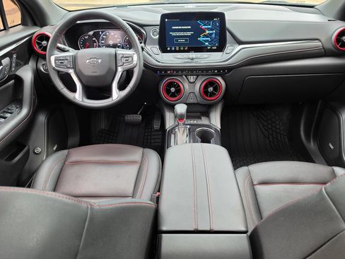 Certified 2024 Chevrolet Blazer RS w/ Driver Confidence II Package FWD image 8