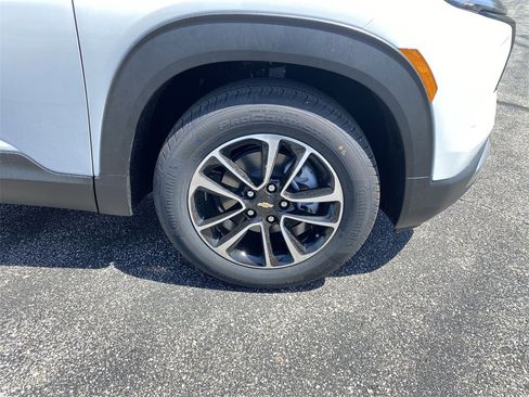 New 2025 Chevrolet TrailBlazer LT w/ LPO, Blackout Package image 10