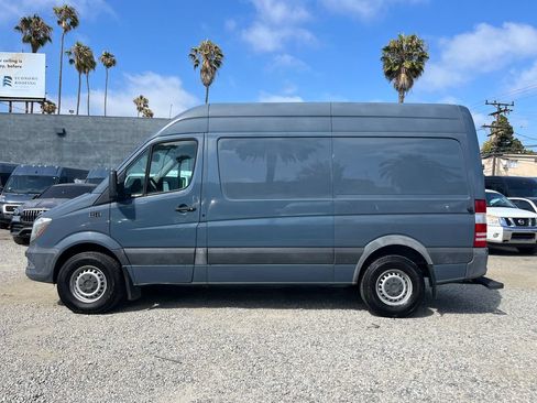 Used 2018 Mercedes-Benz Sprinter 2500 image 8