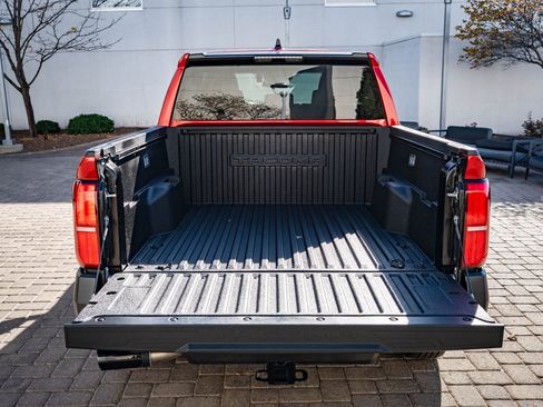 Used 2025 Toyota Tacoma SR image 16