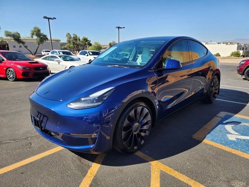 Used 2022 Tesla Model Y Performance AWD/4WD image 7