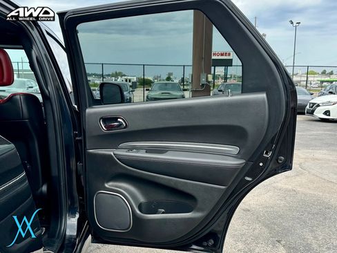 Used 2018 Dodge Durango SRT w/ SRT Interior Appearance Group AWD/4WD image 26