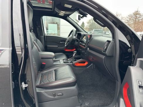 Certified 2025 Nissan Frontier PRO-4X w/ Pro Premium Package image 17