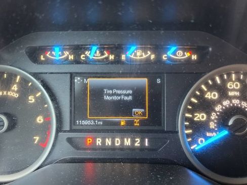Used 2015 Ford F150 XLT w/ Equipment Group 302A Luxury AWD/4WD image 22