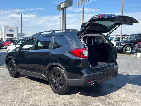 Used 2023 Subaru Ascent Onyx Edition image 17