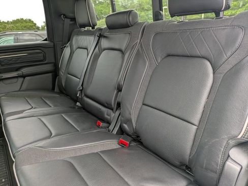 Used 2025 RAM 1500 Limited w/ Trailer Tow Group AWD/4WD image 15