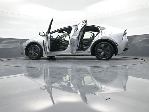 Certified 2024 Toyota Prius Prime SE image 47