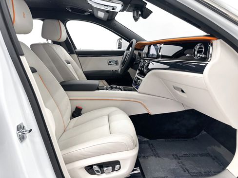 Used 2021 Rolls-Royce Ghost image 14