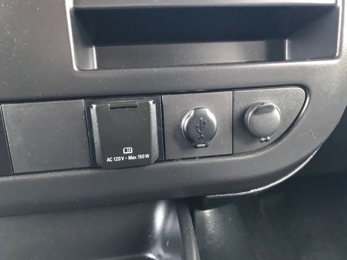 Used 2017 Chevrolet Express 3500 LT w/ LT Preferred Equipment Group image 21