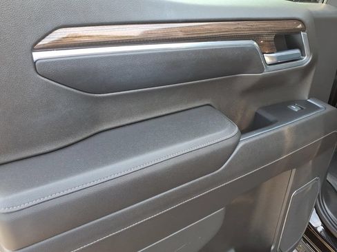 Used 2022 Chevrolet Silverado 1500 RST AWD/4WD image 15