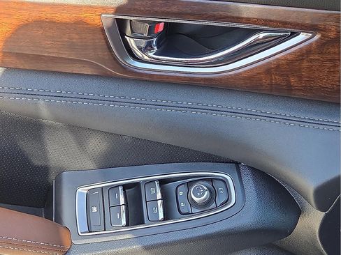 Used 2025 Subaru Ascent Touring image 14