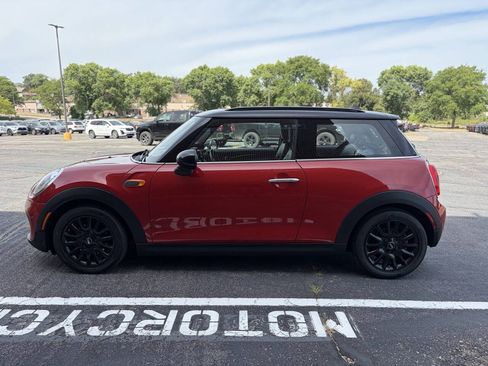 Used 2015 MINI Cooper 2-Door Hardtop FWD image 4
