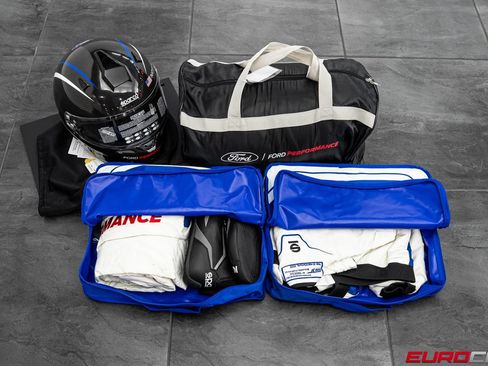 Used 2022 Ford GT RWD image 50
