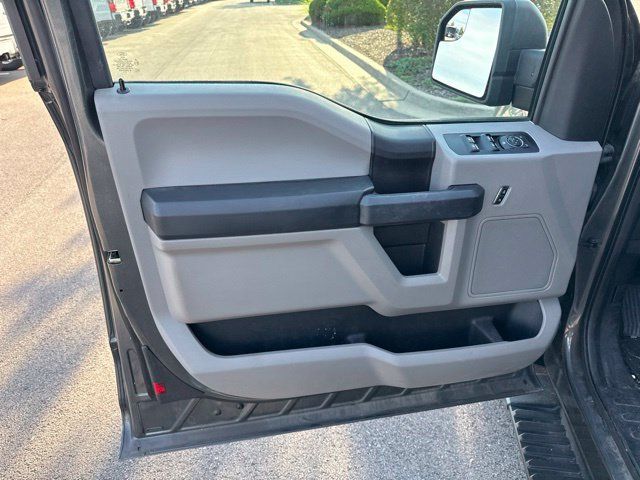Used 2018 Ford F150 XL w/ Equipment Group 101A Mid AWD/4WD image 8