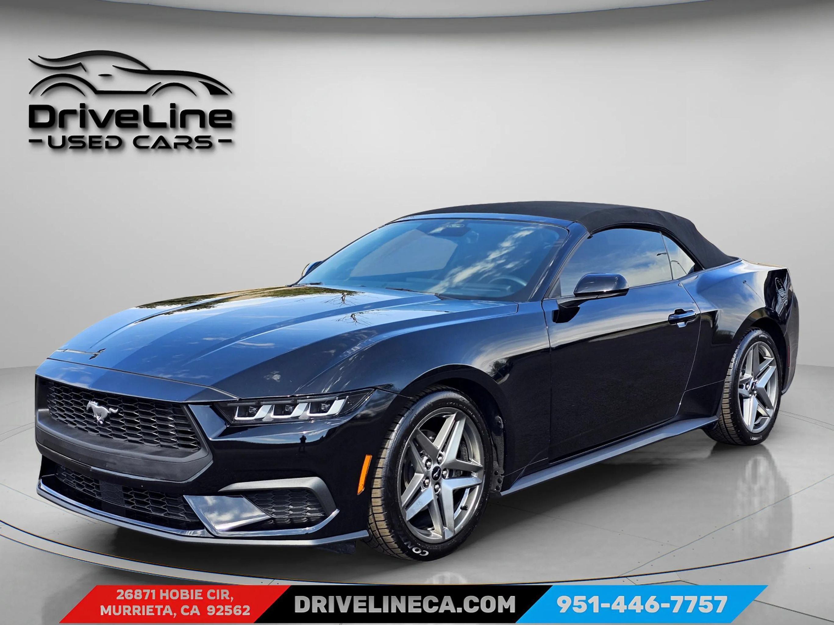 Used 2024 Ford Mustang Convertible RWD image 1