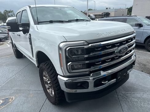 Used 2023 Ford F350 Lariat w/ Lariat Ultimate Package AWD/4WD image 4