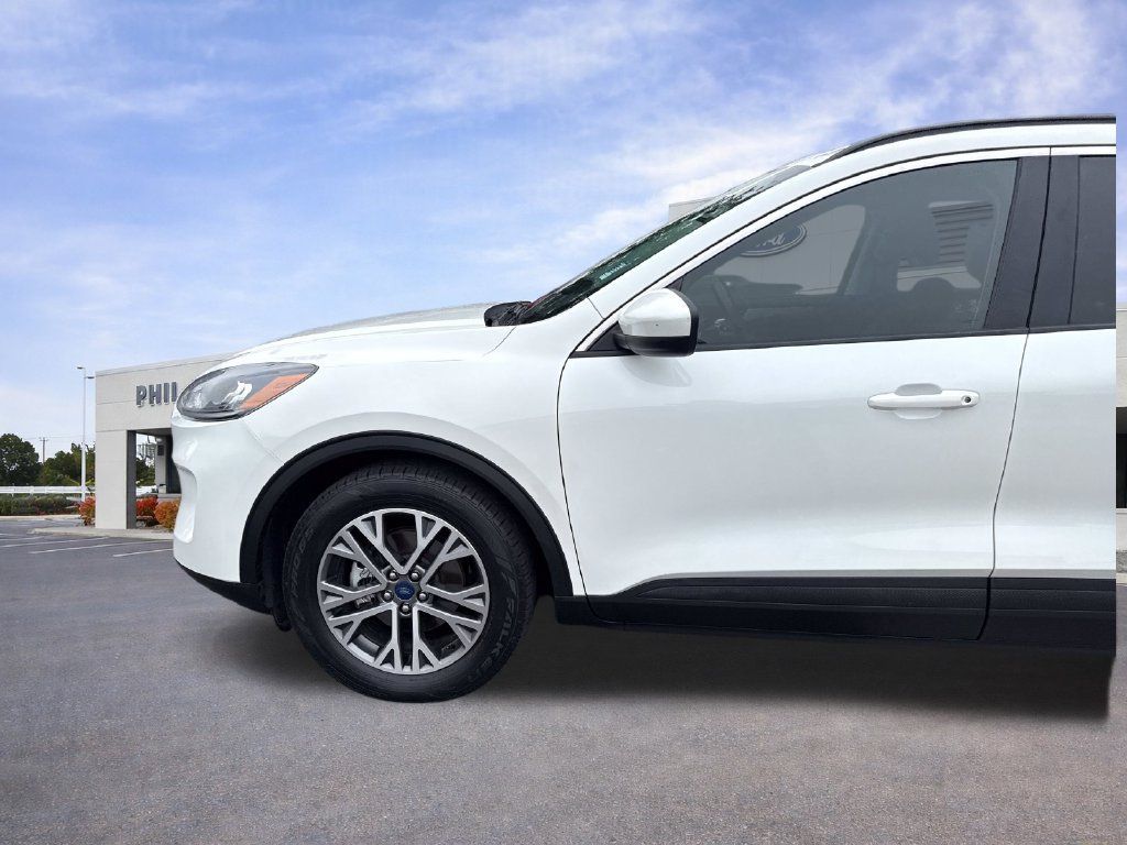 Certified 2021 Ford Escape SEL FWD image 35